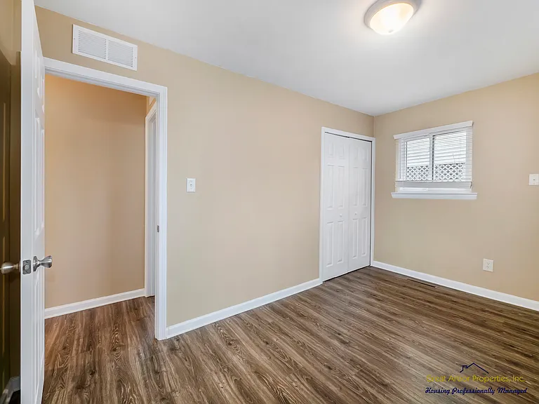 1088 Studebaker Ave — Photo 20