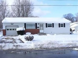 349 Crestview Dr, Munroe Falls, OH 44262