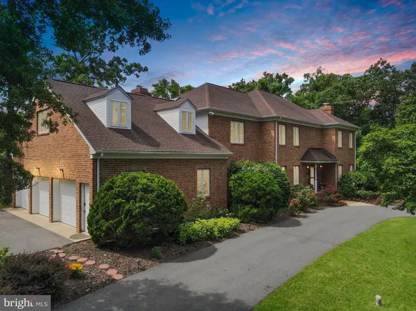 10 Tidewater Dr, Seaford, DE 19973