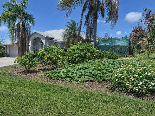 101 SW Meade Circle, Port St Lucie, FL 34953