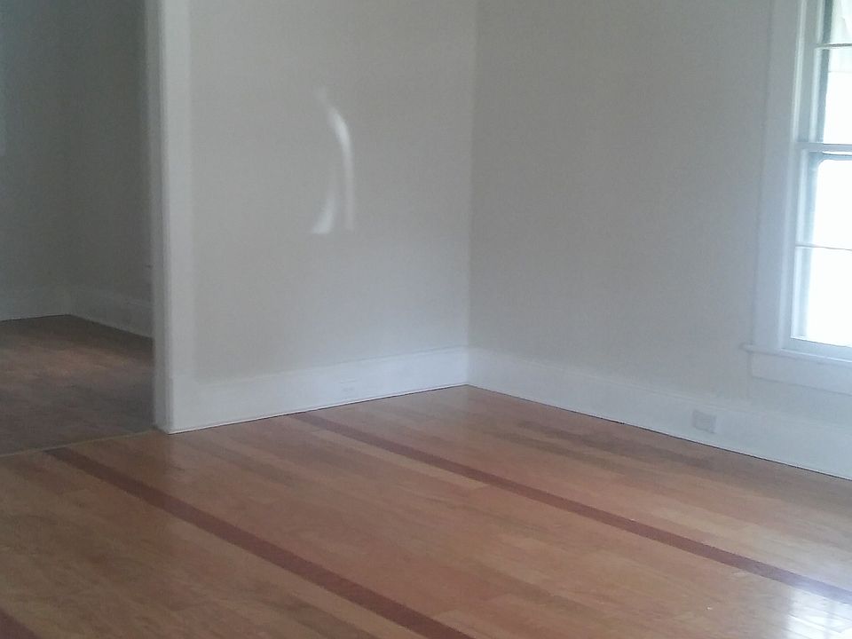 1st image of 1544 Lovett St