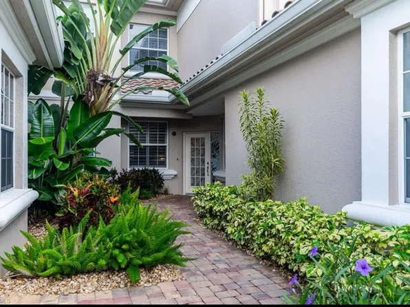 3955 Deer Crossing Ct, Naples, FL