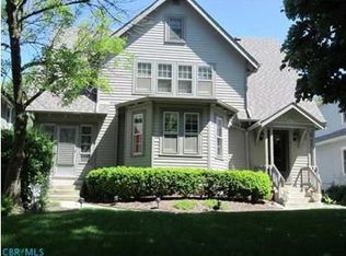 96 E Dunedin Rd, Columbus, OH 43214