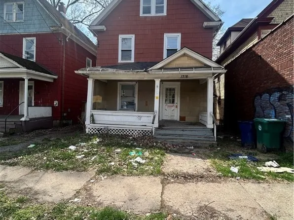 1718 18th St, Niagara Falls, NY 14305
