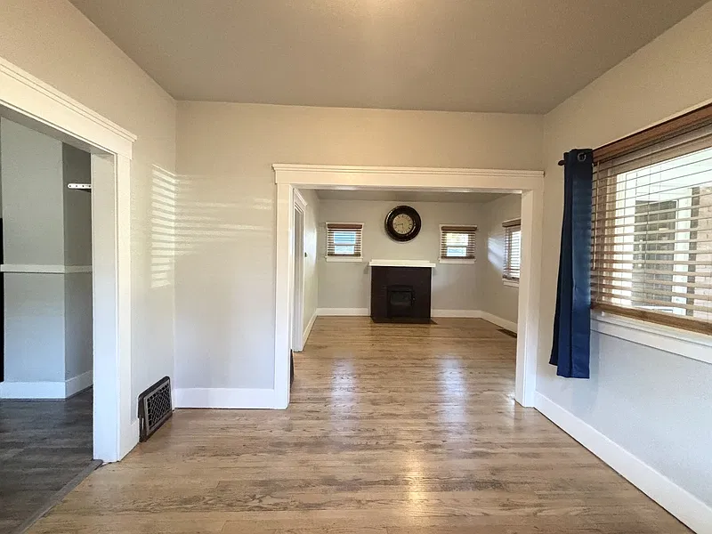 1 bed, 1.0 bath, 800 sqft, $1,250 — Photo 2