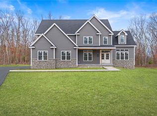 5 Fales Pl, Plainville, MA 02762