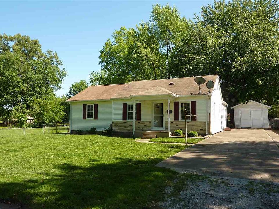 Located on dead end street and no home to left and open lot from front porch