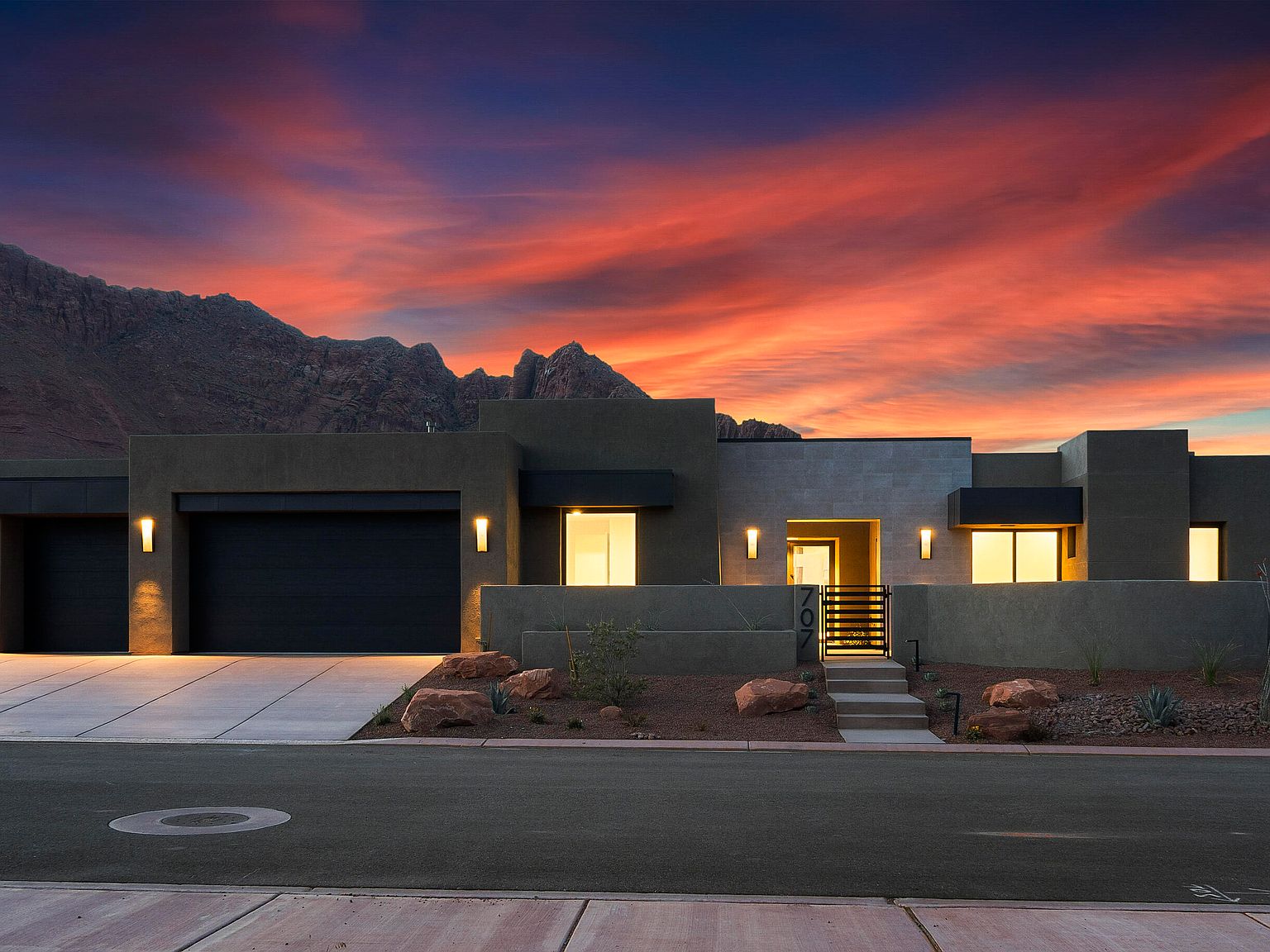 707 E Crimson Flare Ln, Ivins, UT 84738 MLS 23241802 Zillow