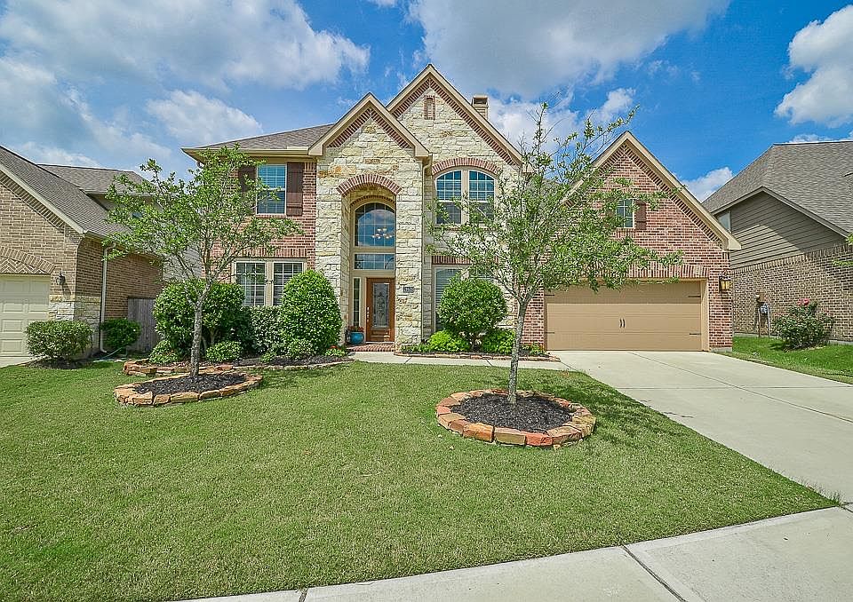 1st image of 28635 Hunters Shore Dr