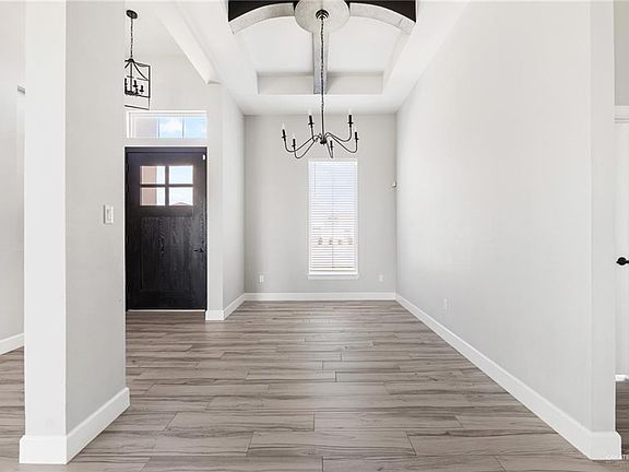 4th image of 3304 E Rabbit Run Ave