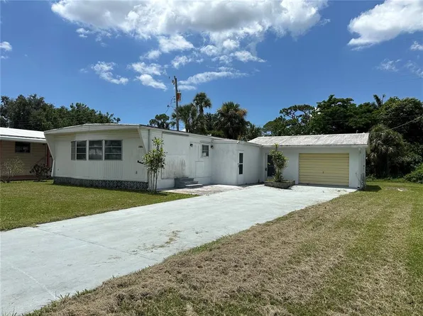 15560 Fern Dr, Fort Myers, FL 33908