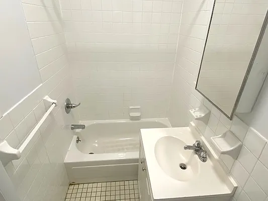 Rented by Highline Residential | media 12