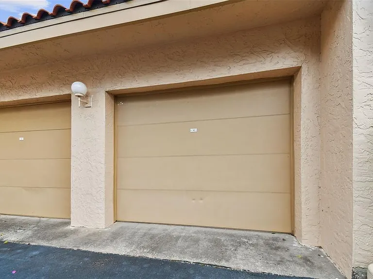 4800 Brittany Dr S #102 — Photo 50
