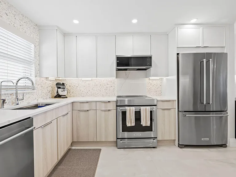 511 Bayshore Dr #603 — Photo 5