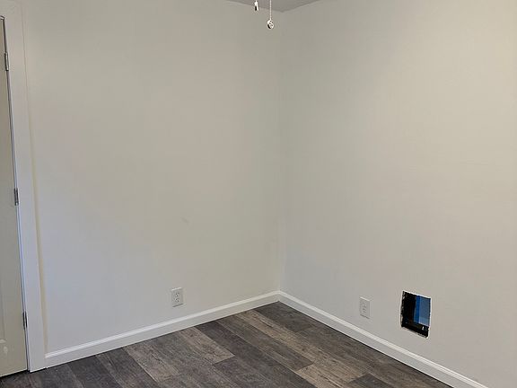 5th image of 2241 Cleveland Ave