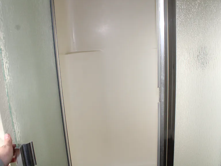 upstairs full bathroom