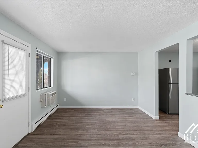 242 Waterman Avenue — Photo 42