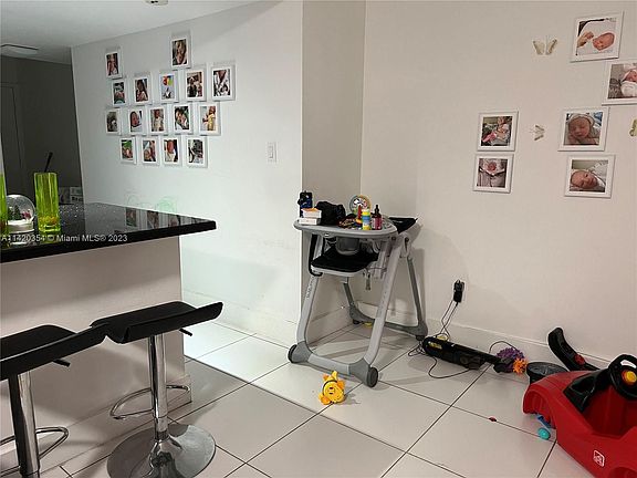 5th image of 3868 NE 169th St APT 302