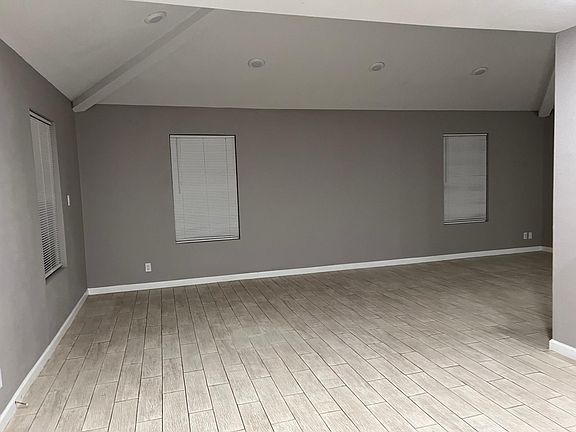 5th image of 224 San Diego Ave