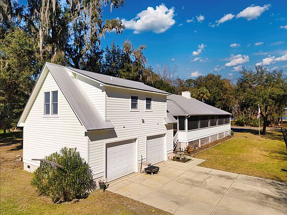 3rd image of 133 Pogy Rd