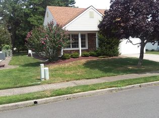 60 Trent Dr, Toms River, NJ 08757