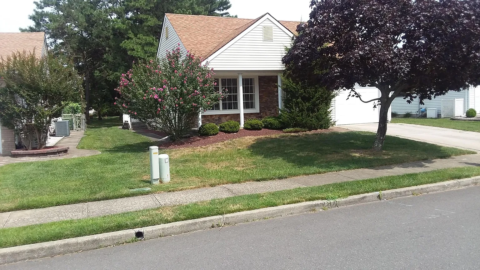 60 Trent Dr photo 1