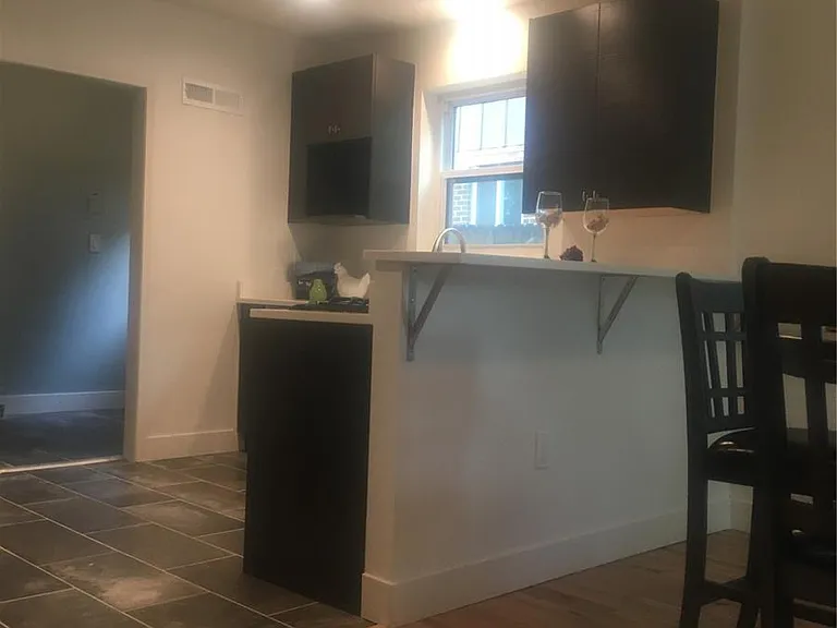 773 Clermont St — Photo 8