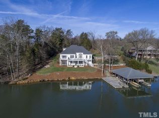 309 Barefoot Landing Ln, Semora, NC 27343