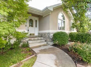 9435 S Crosswood Cir, Sandy, UT 84092