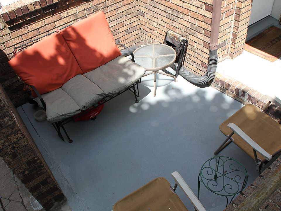 Front Courtyard