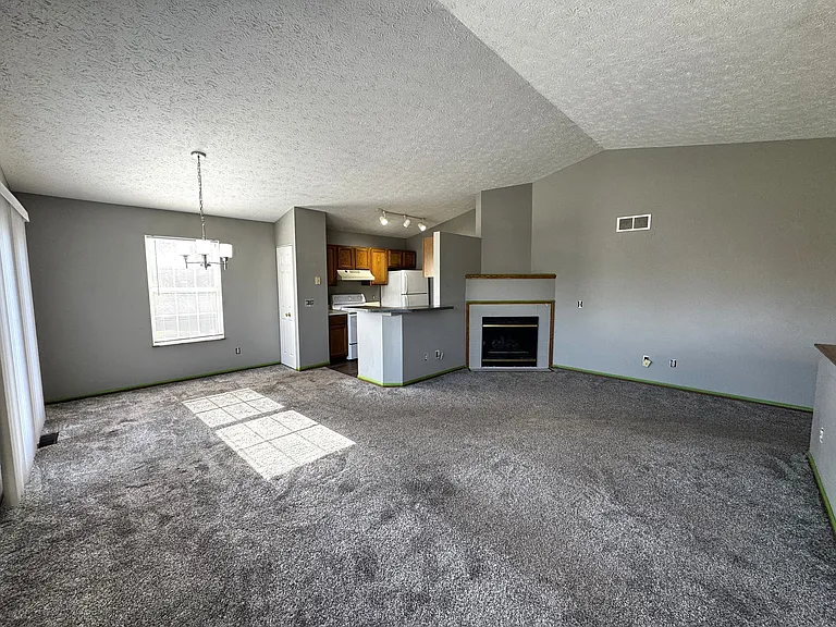 3688 Harris Ave NW — Photo 3