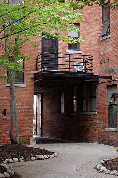 1st image of 6533 E Jefferson Ave APT 203