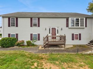33 Woodstock St, Fall River, MA 02724