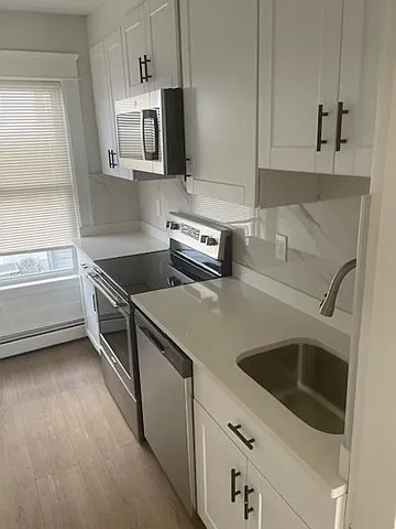 9 Moen St #2 — Photo 1
