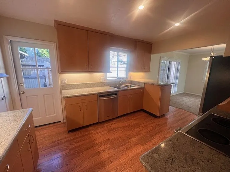 645 Roskilde Rd — Photo 13