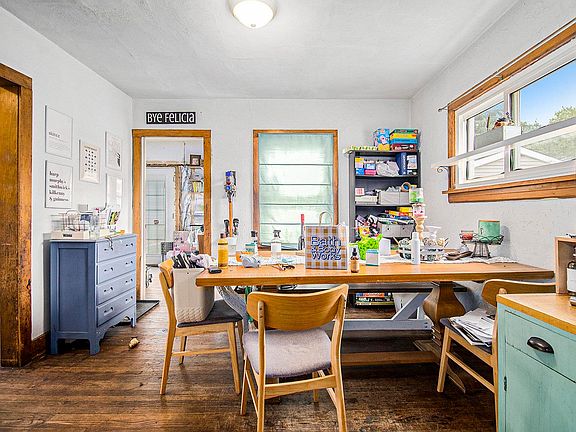 3rd image of 510 Reddick St
