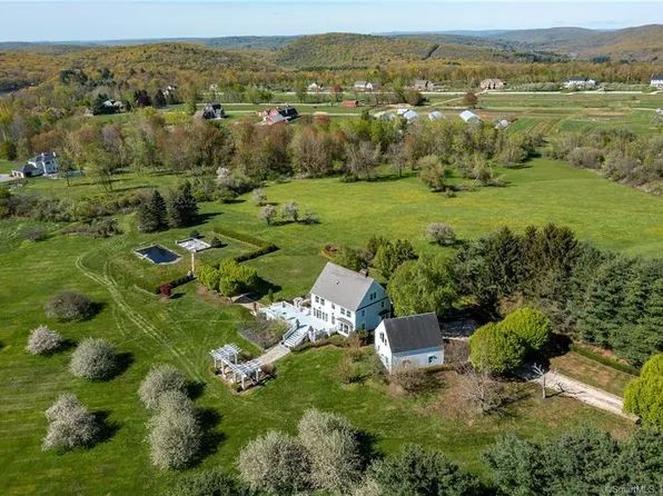 36 Peach Orchard Lane, Litchfield, CT 06750