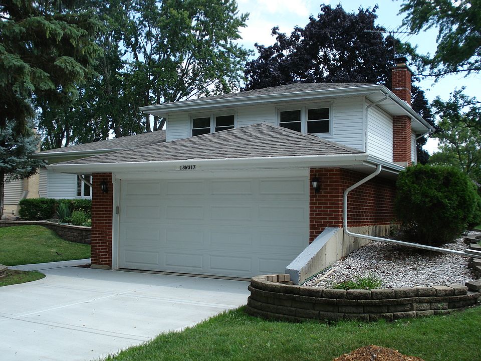 1st image of 18W317 Claremont Dr