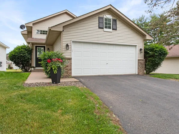 5819 Forest Boulevard Trl, Wyoming, MN 55092