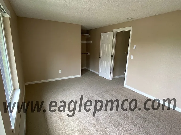 12486 SE 60th Ct #B — Photo 12