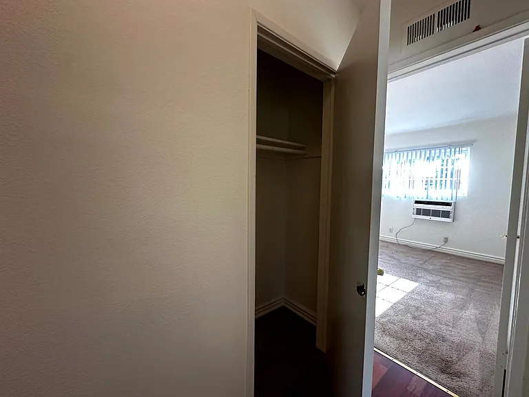 8130 Norton Ave, West Hollywood — Photo 26