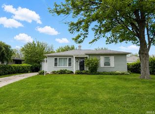 1513 W Stirling Dr, Muncie, IN 47304