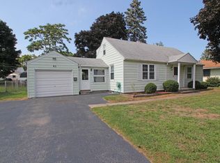 85 Cloverdale Rd, Rochester, NY 14616