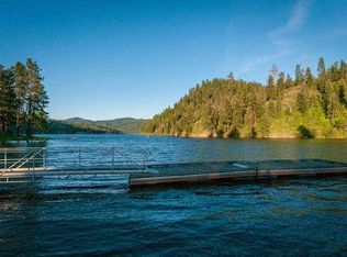 2909 E Fernan Lake Rd, Coeur D Alene, ID 83814