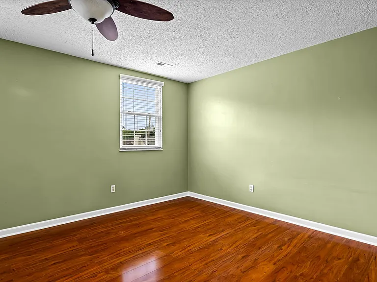 8807 Ryegate Dr — Photo 38