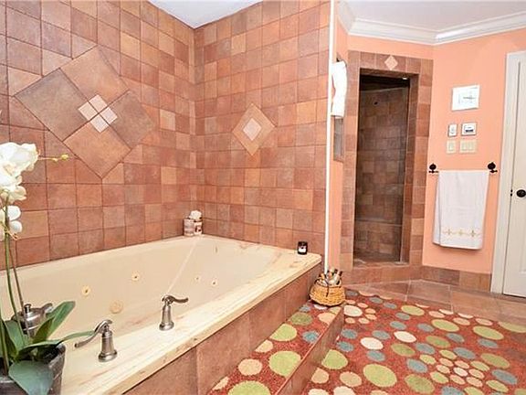 5th image of 5266 Beaver Dr