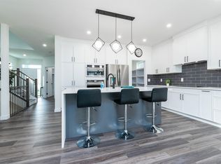 17 Sunbury Pl, Strathcona County, AB T8H 0Y1