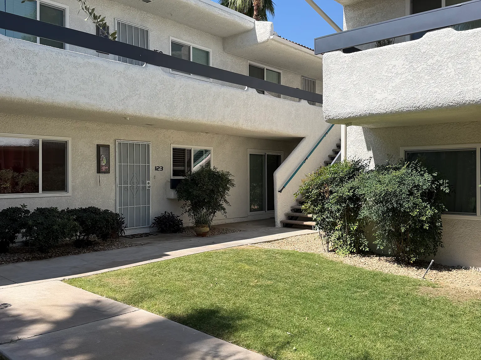 2 bed, 1024 sqft, $2,645 — Photo 1