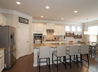 567 Lost Creek Dr, Woodstock, GA 30188