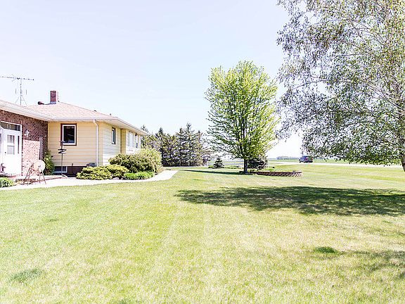 3rd image of 184 180th Ave S